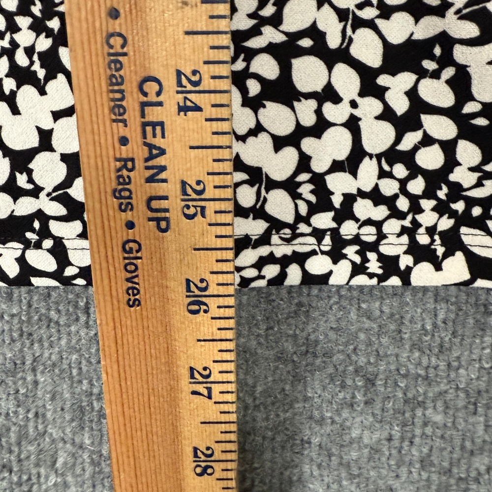 Talbots Petite Size 3X Top Blouse‎ Black White Abstract Floral Split Neck Office - Picture 7 of 8
